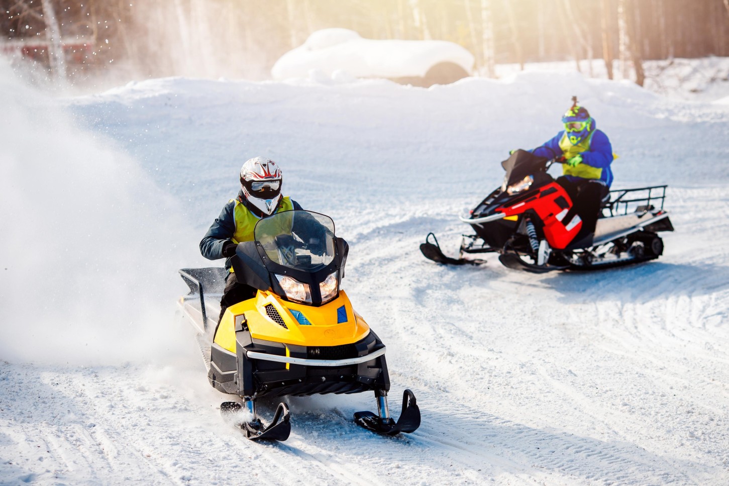 Brauciens ar sniega motociklu (60 min., 1-2 pers.)