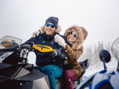 Brauciens ar sniega motociklu (1-2 pers., 30min, Rīga)