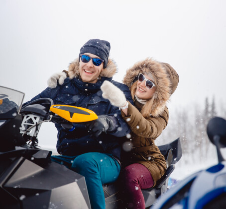 Brauciens ar sniega motociklu (1-2 pers., 30min, Rīga)