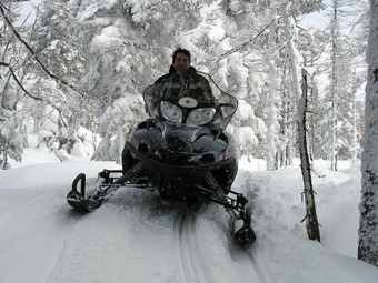 Brauciens ar sniega motociklu (30 min.)