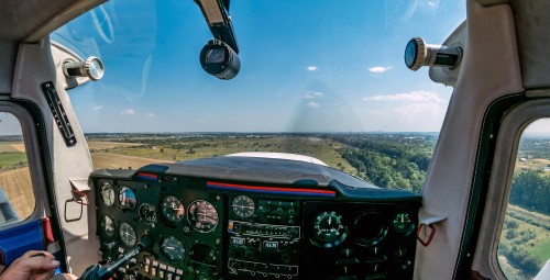 Полет на самолете А-22 с возможностью управления