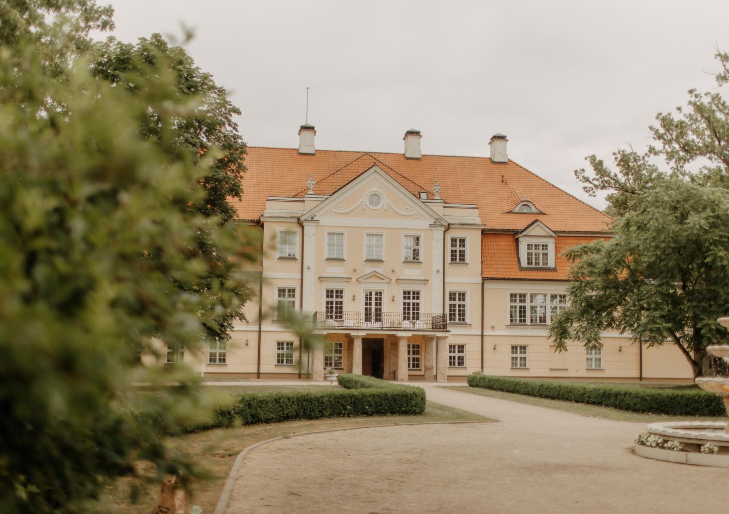 Nakts Mālpils muižā ar brokastīm – šarms un romantika diviem