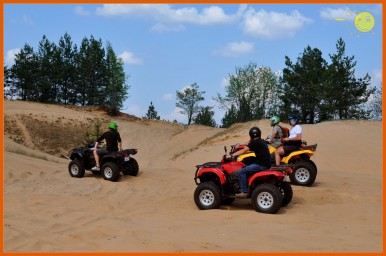 brauciens ar kvadraciklu (2 pers./30 min.) 