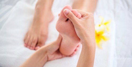 Maigā indiešu pēdu masāža