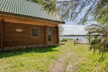 Посещение русской бани около озера