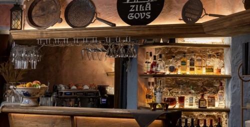 Restorāna Zilā Govs apmeklējums Vecrīgā