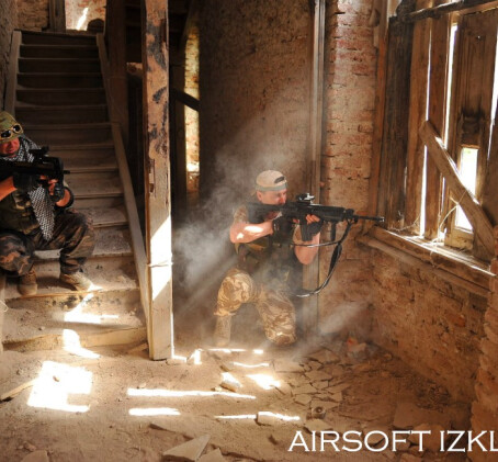 Airsoft militārā izklaide divām personām