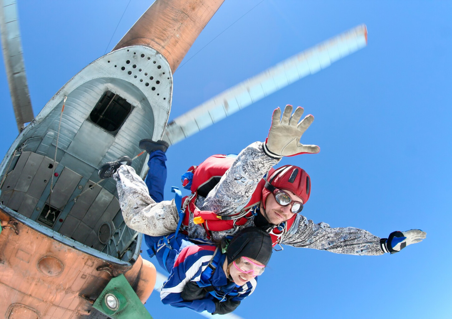 Fantastisks lēciens ar izpletni kopā ar instruktoru Šauļos