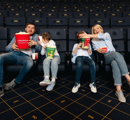 Ģimenes kino diena – CINAMON kinoteātra apmeklējums Rīgā