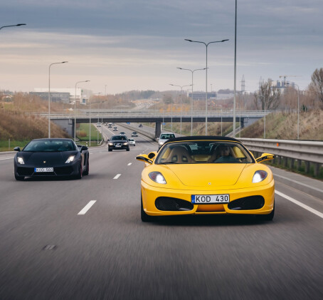 Brauciens ar Ferrari vai Lamborghini Biķernieku trasē (2 apļi) 
