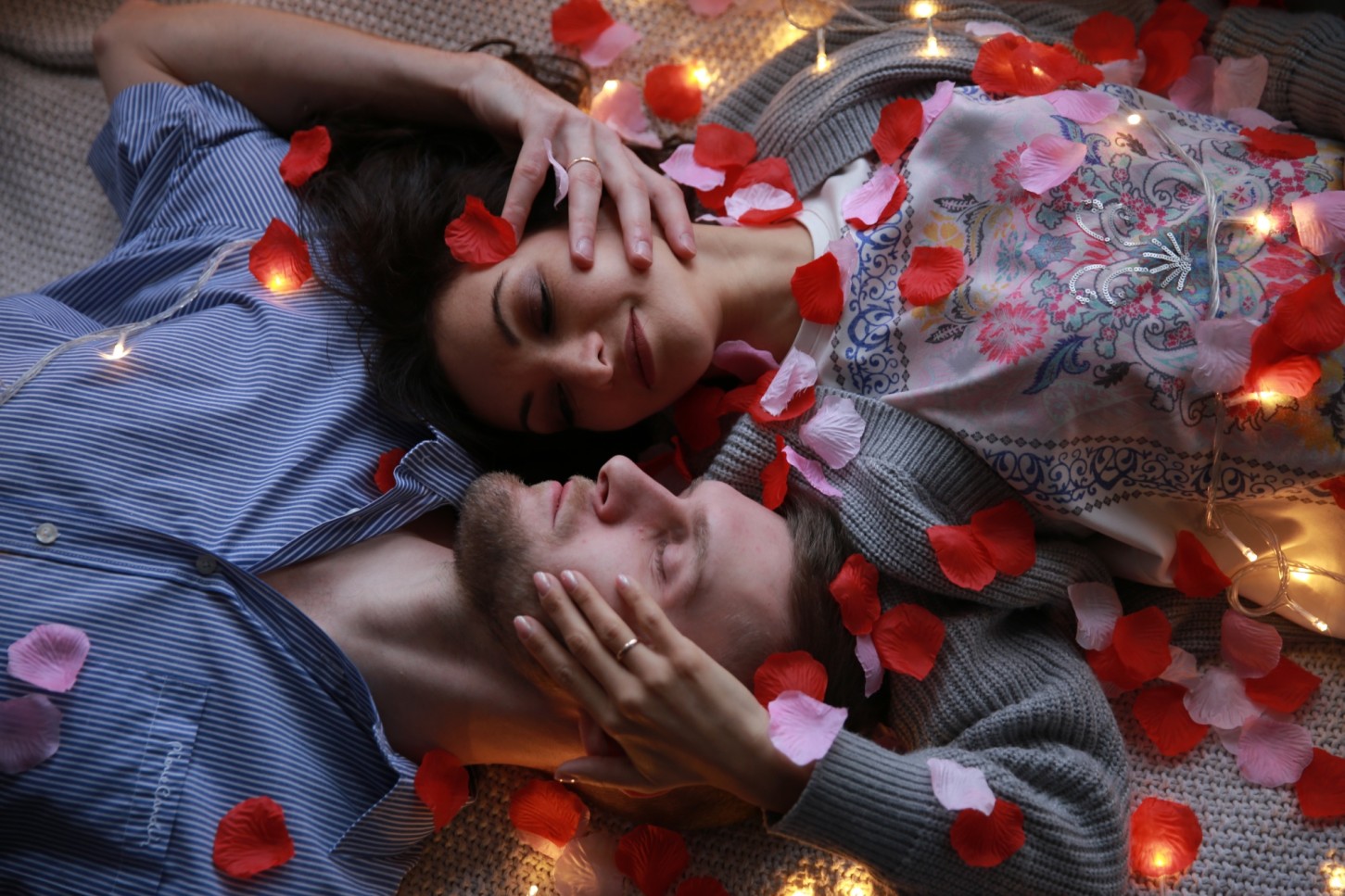 Фотосессия с тематическими декорациями (1 час)