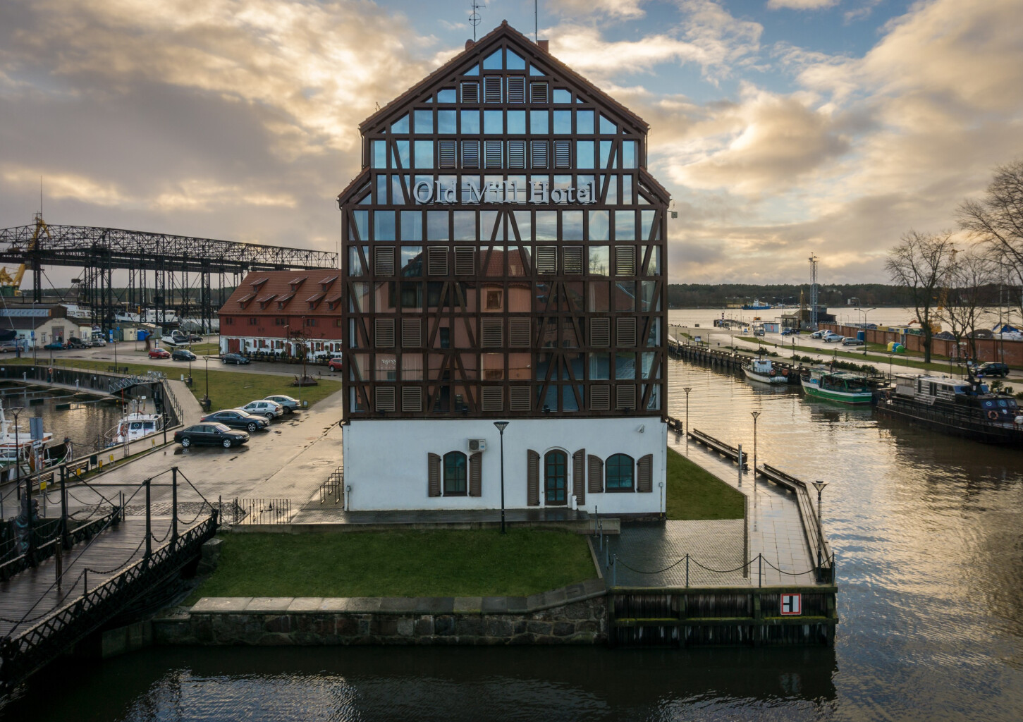 Nakšņošana diviem Klaipēdā viesnīcā "OLD MILL HOTEL"