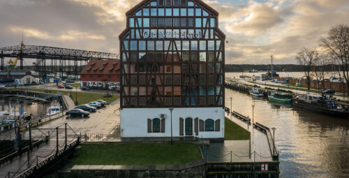 Nakšņošana diviem Klaipēdā viesnīcā