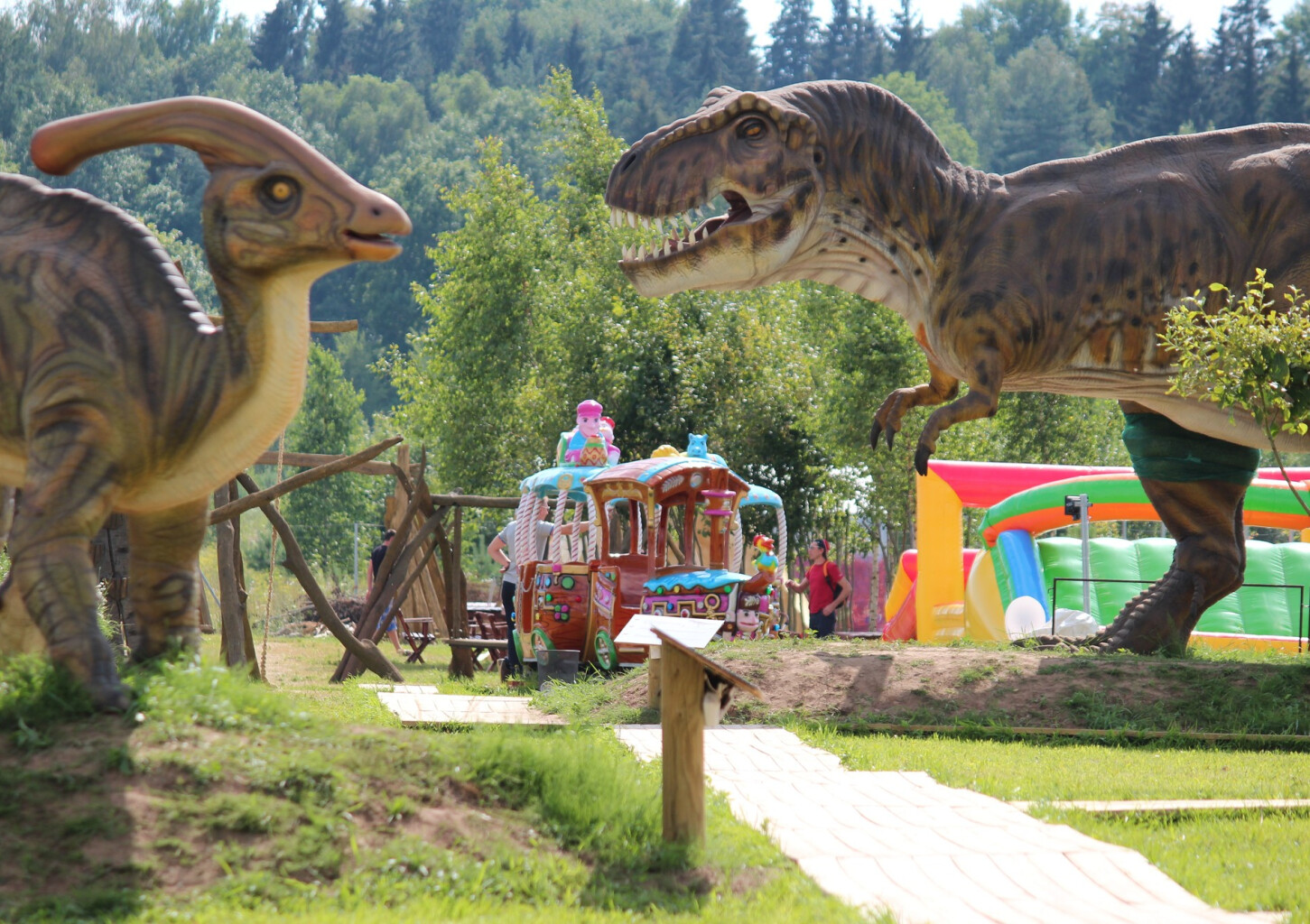 Diena ar dinozauriem "Dinozauru parkā" Lietuvā (4 pers., Viļņa)