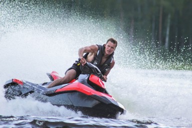 Viļņu piedzīvojums ar ūdens motociklu – 10 min., 1-2 pers. 
