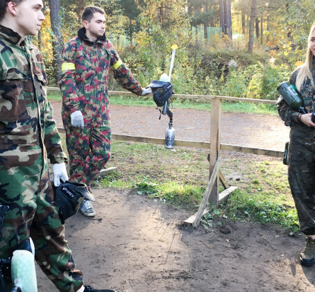 Peintbols iekštelpās vai āra trasēs no GUNSnLASERS (1 pers., 3h, Rīga)