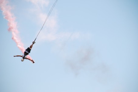 Прыжок с верёвкой с рекордной высоты