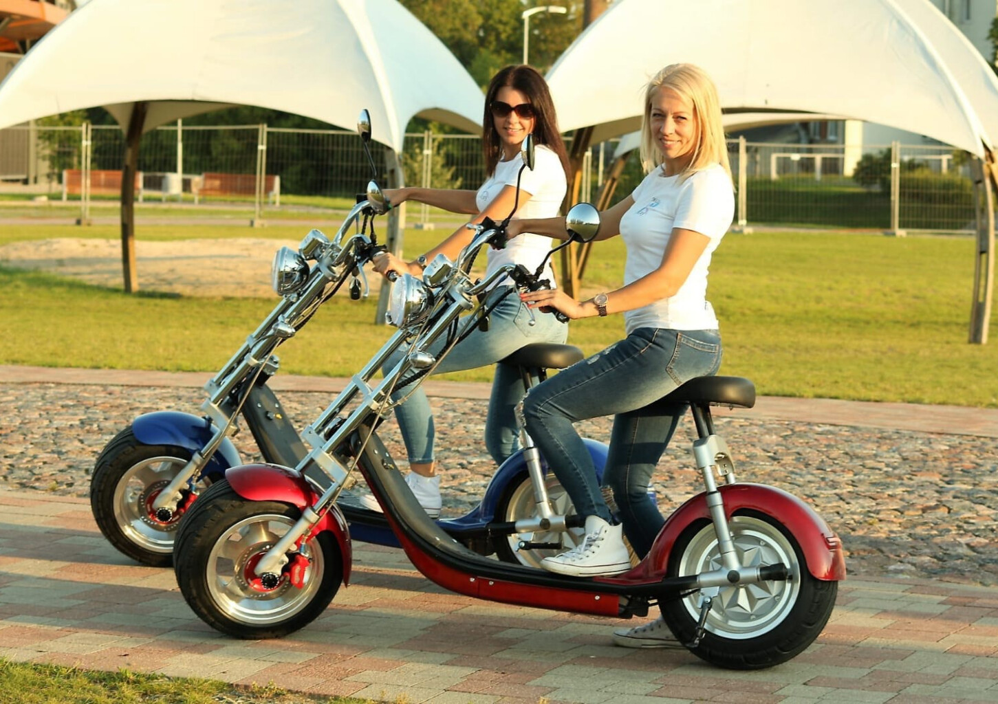 Brauciens ar CITYCOCO elektroskūteri