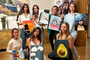 Мастер-класс по живописи для одного – Art&Wine в Риге
