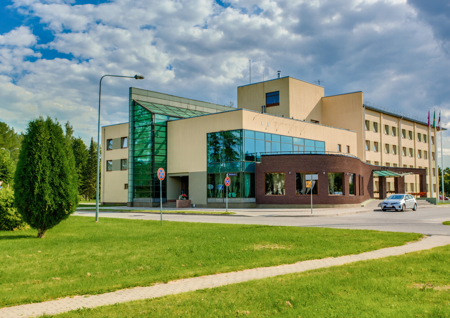 Nakšņošana ģimenei viesnīcā ''Tigra'' ar pirts un baseina apmeklējumu