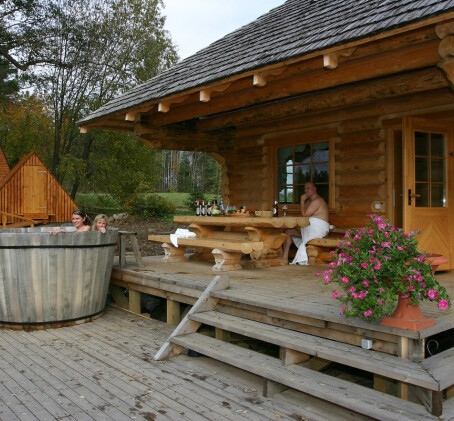Деревенская баня с ритуалом банщика в "Mārcienas muiža" для двоих