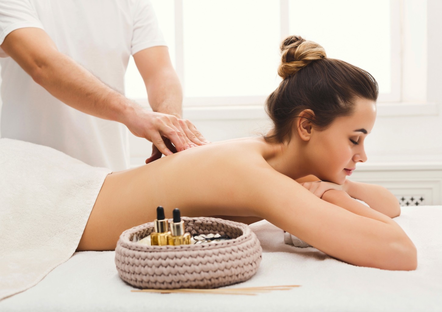 Массаж всего тела с эфирными маслами – MYSPA, Рига