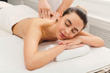 Pilna ķermeņa masāža ar ēteriskām eļļām – MYSPA Rīga