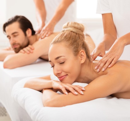 Pāru pilna ķermeņa masāža ar ēteriskām eļļām MYSPA Rīgā