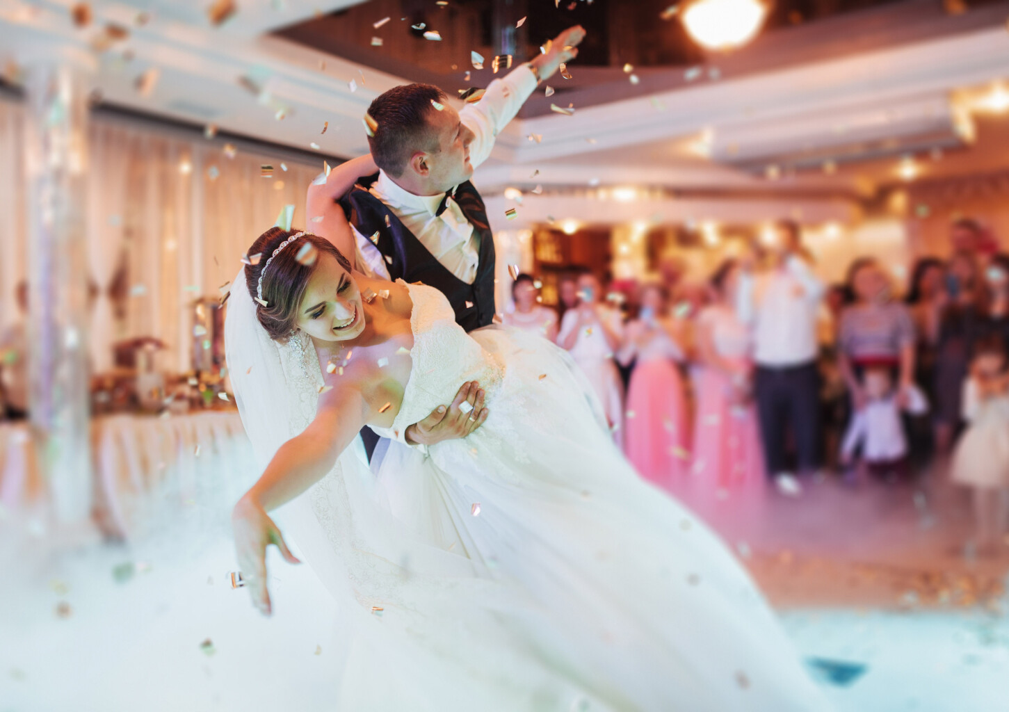 4 индивидуальных занятия свадебным танцем + вводное занятие