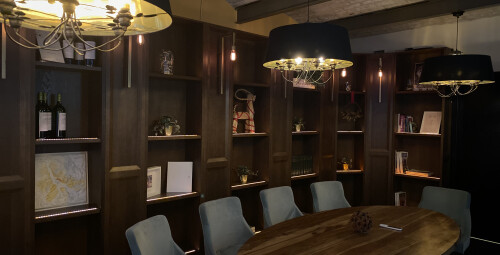 Приватный киносеанс в «Cafe Film Noir» для двоих