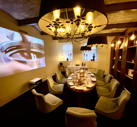 Privāts kino seanss "Cafe Film Noir" (8-10 pers.)