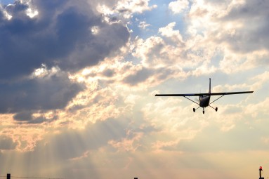 Lidojums ar lidmašīnu A-22 virs Rīgas (1 pers., 20 min)