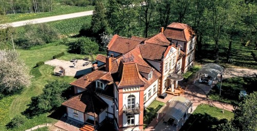 Elegantas brīvdienas diviem Mārcienas muižā