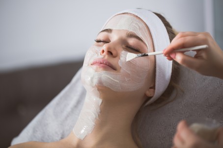 Лифтинг-массаж и очищение кожи лица от «Relax&SPA»
