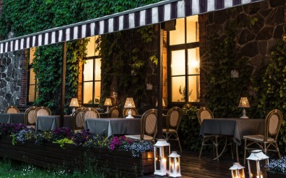 Atpūta Hotel Sigulda ar peldi sveču gaismā diviem