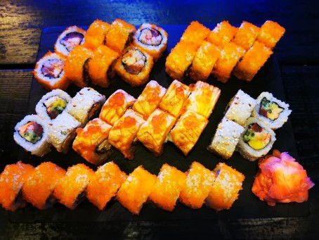 Garda maltīte no ’’Sushi DeLuxe’’ līdzņemšanai 29€