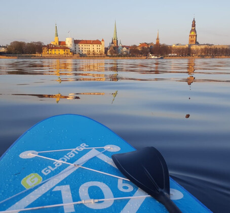 Izbrauciens ar SUP dēļiem Rīgas centrā diviem (1h)