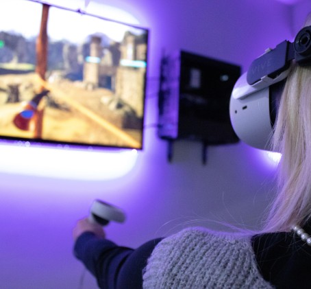 Развлечение в виртуальной реальности "VR Room" (1h)