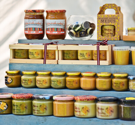 Radošā darbnīca ar bišu produktu degustāciju (līdz 5 pers.)