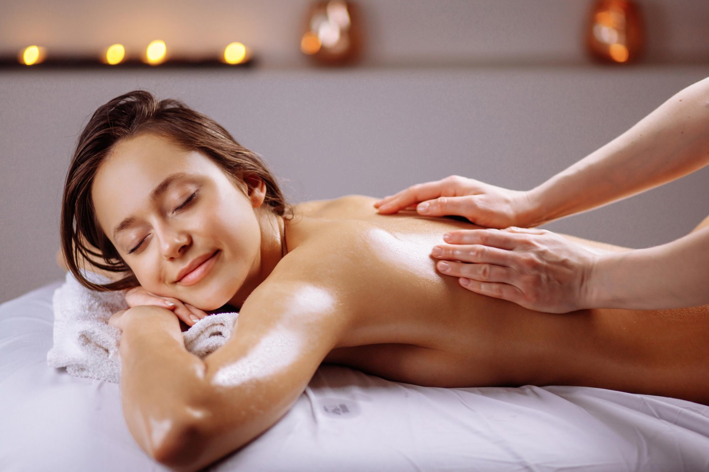 Elastic SPA Vispārējā ķermeņa masāža