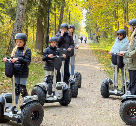 Jautrs izbrauciens ar līdzsvara dēļiem  (3 pers.)