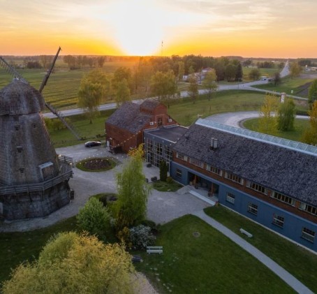 Atpūta Rožmalās – nakts ar maltīti restorānā un SPA diviem