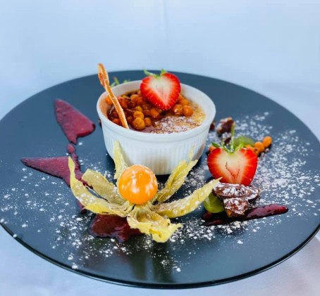 Vakariņas kungu nama restorānā Mārcienas muižā | 29 €