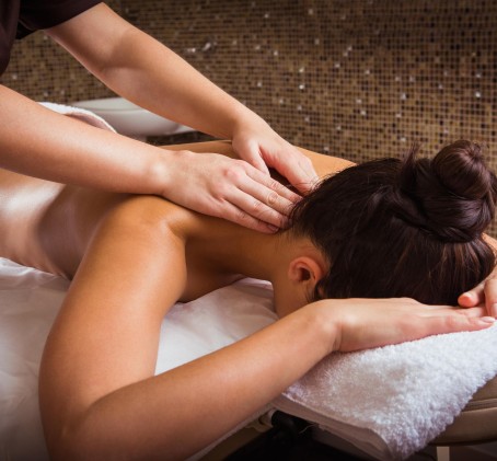 Relaksējoša apkakles zonas masāža no "MYSPA"