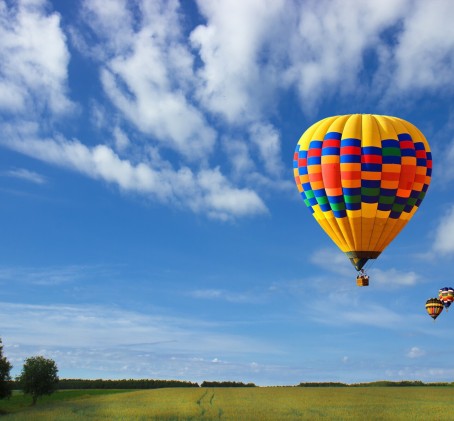 Полет на воздушном шаре для детей над Вильнюсом или Тракаем с "Pramogos Ore"