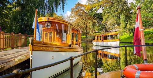 Прогулка на кораблике по Рижскому каналу для двоих (1 ч)