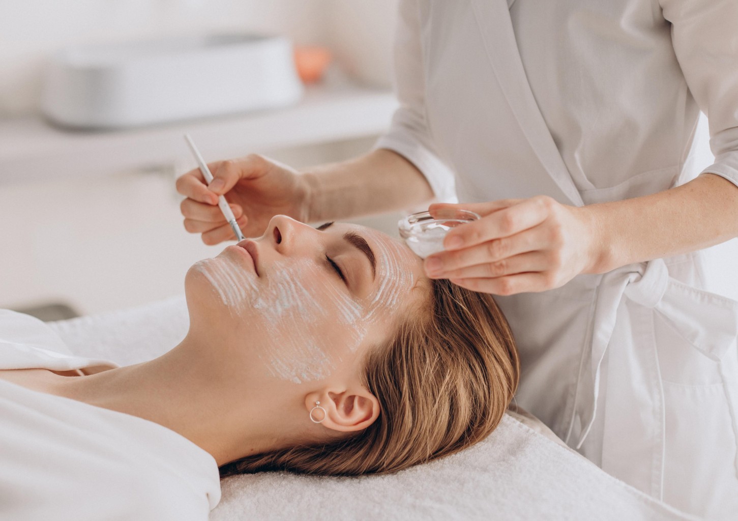 Ekskluzīva sejas procedūra ar dabīgo LABRAINS kosmētiku