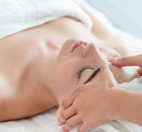 Procedūra dehidrētai sejas ādai salonā "Activ&Spa"