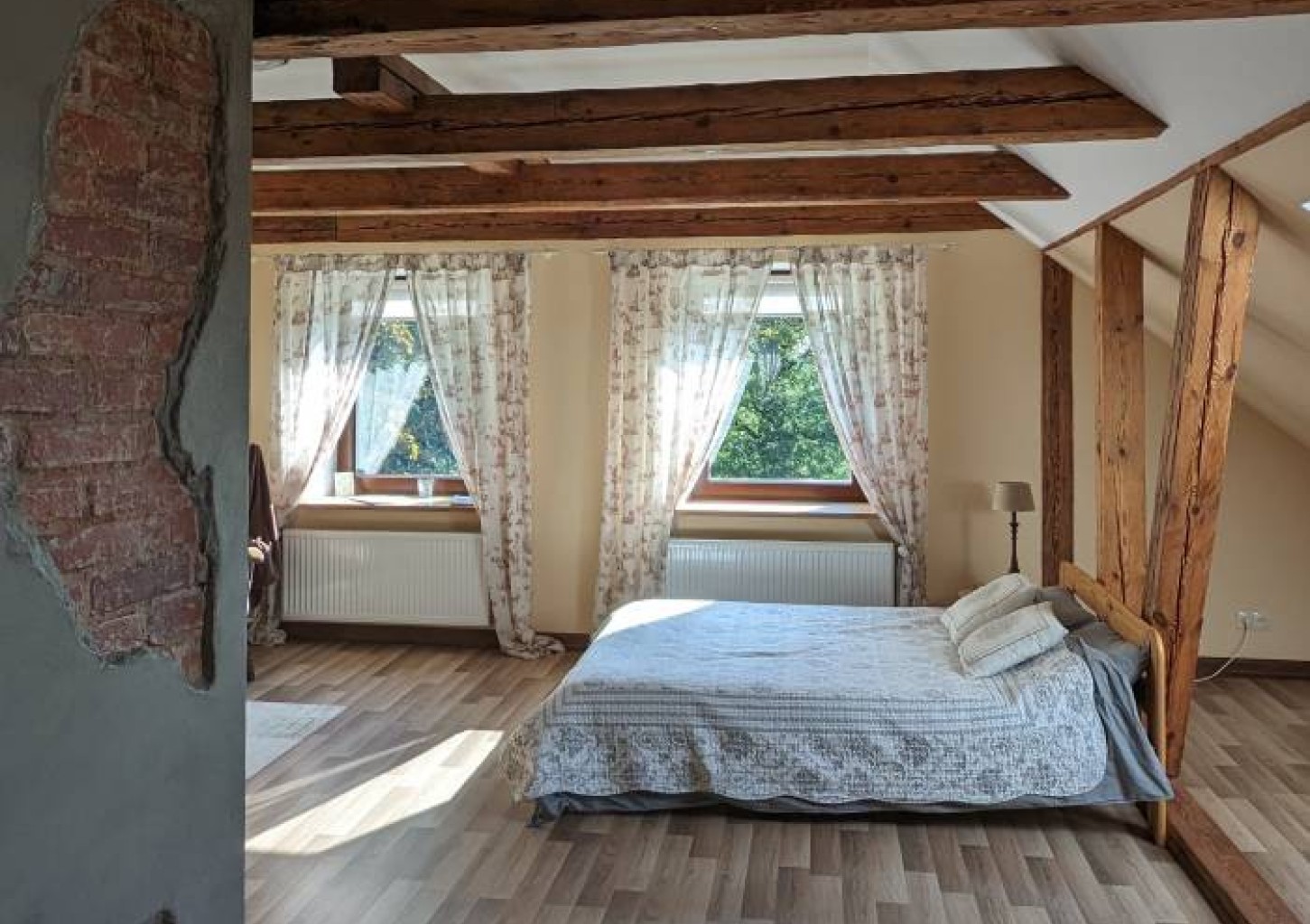 1 nakts mākslas muižā pie Cēsīm (2 pers.)