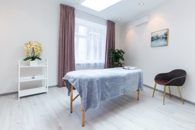 Antistresa masāža ar zemeņu aroma eļļām L SANTE salonā 